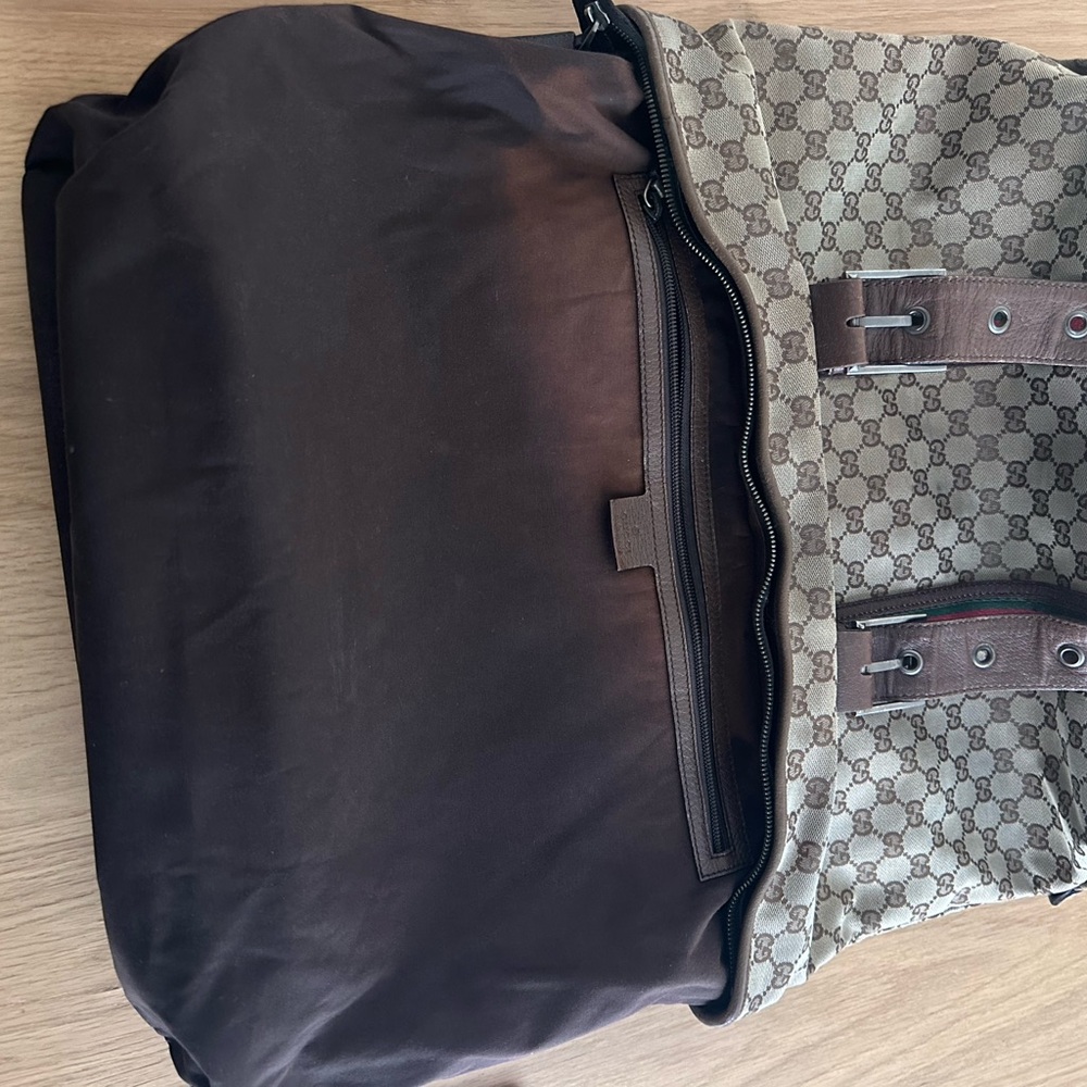 Gucci Cherry Line Zippy Tote Bag - Picture 14 of 17